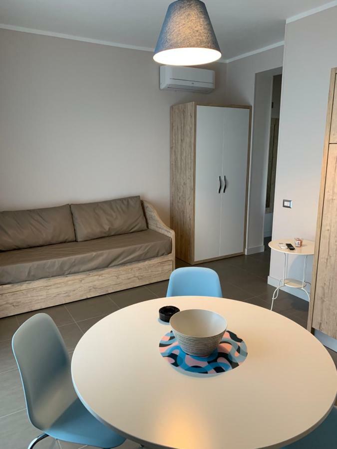 Red'S Apartments ตอร์เร เมลิสซา ภายนอก รูปภาพ