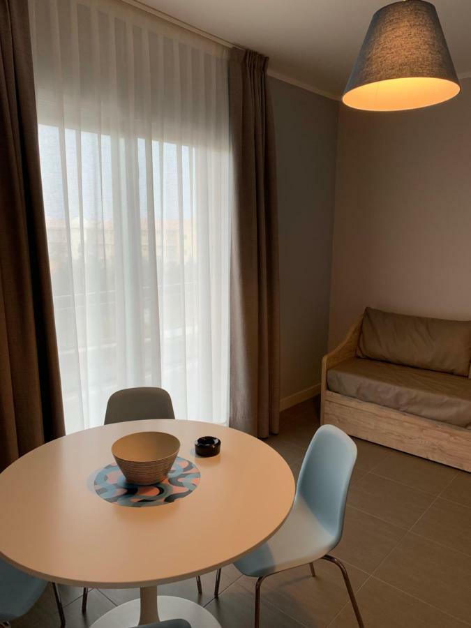 Red'S Apartments ตอร์เร เมลิสซา ภายนอก รูปภาพ